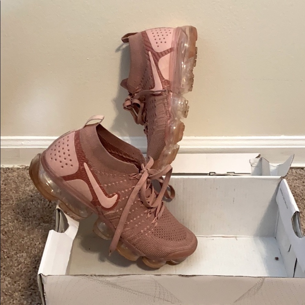 Nike vapor max size 8